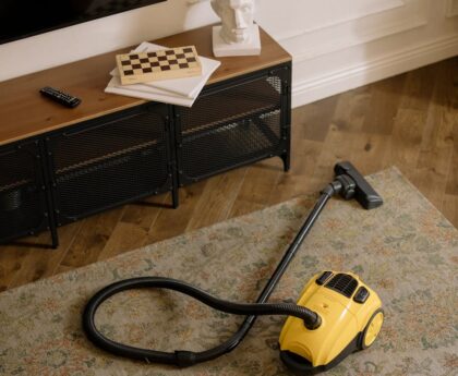 yellow and black vacuum cleaner
